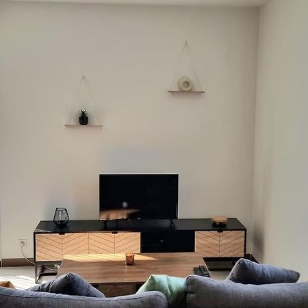 Апартаменты T2 Pool & Terrasse - Parking - Metro - Wifi Тулуза Экстерьер фото